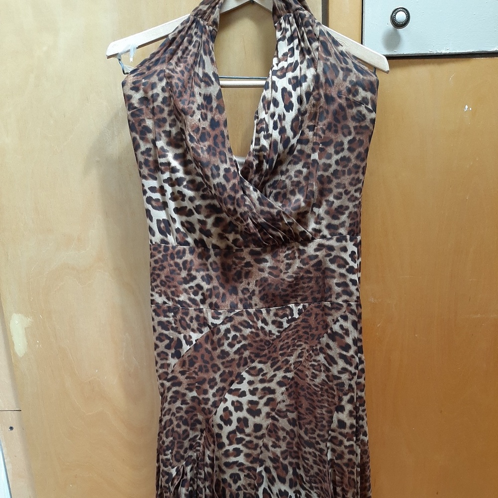 Bebe sexy leopard halter top midi dress size 8/10